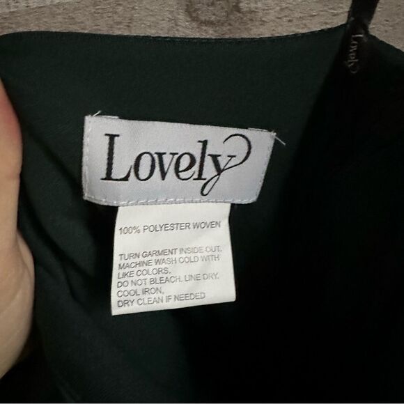 NWT LOVELY SHIRRED ONE-SHOULDER SATIN TRUMPET DRESS plus size 24 - Picture 5 of 6